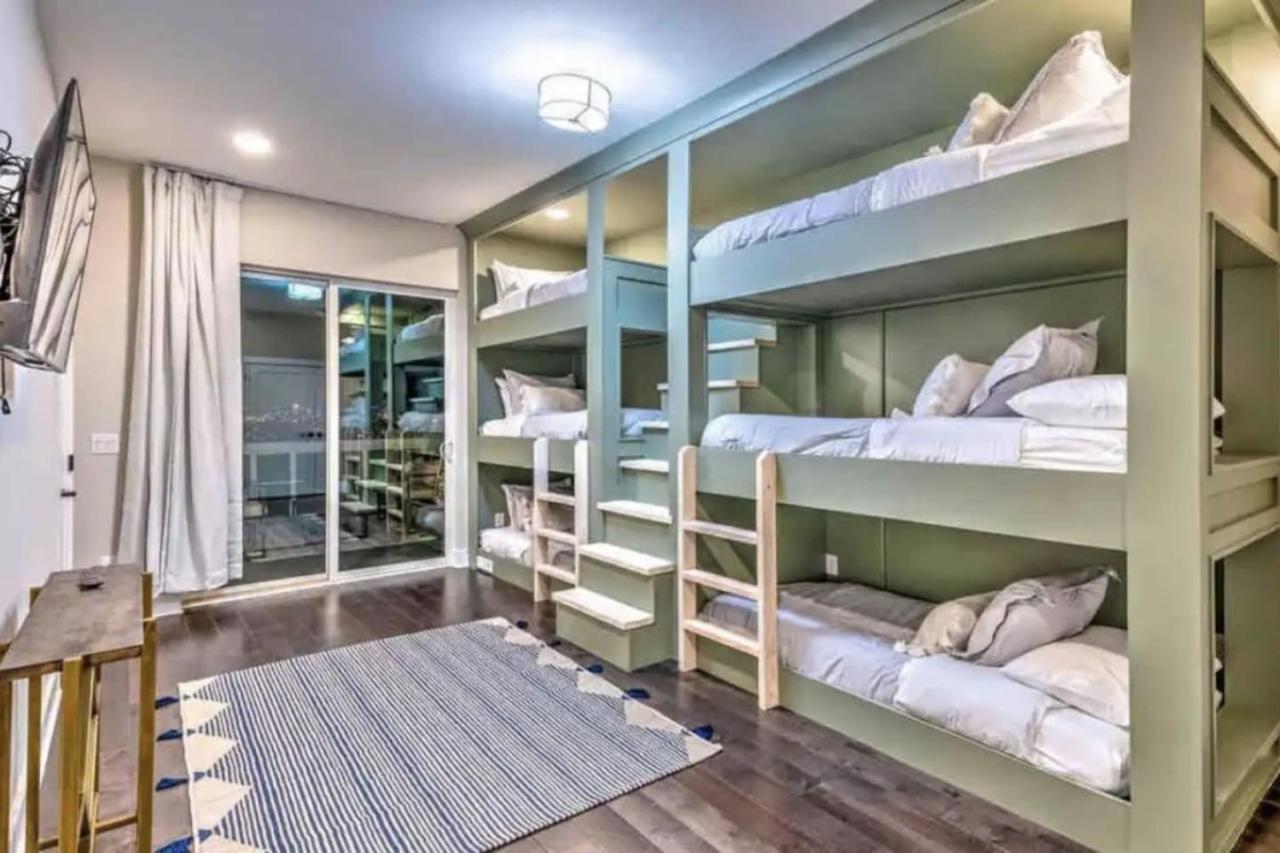 Luxury Four-Story Home, Rooftop Deck With Views, Pingpong! Sleeps 12! Nashville Exterior foto